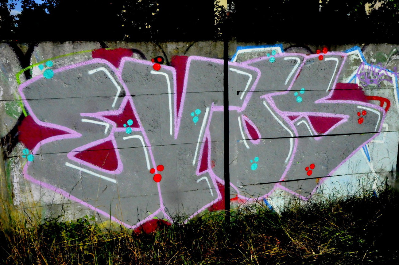 Graffiti Photo by Protoplasta - Kato, LGT, Evos (2015)