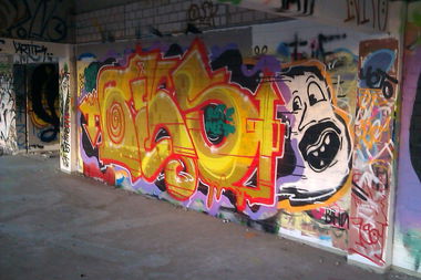 Graffiti Wall - Photo by Pupsmaschine