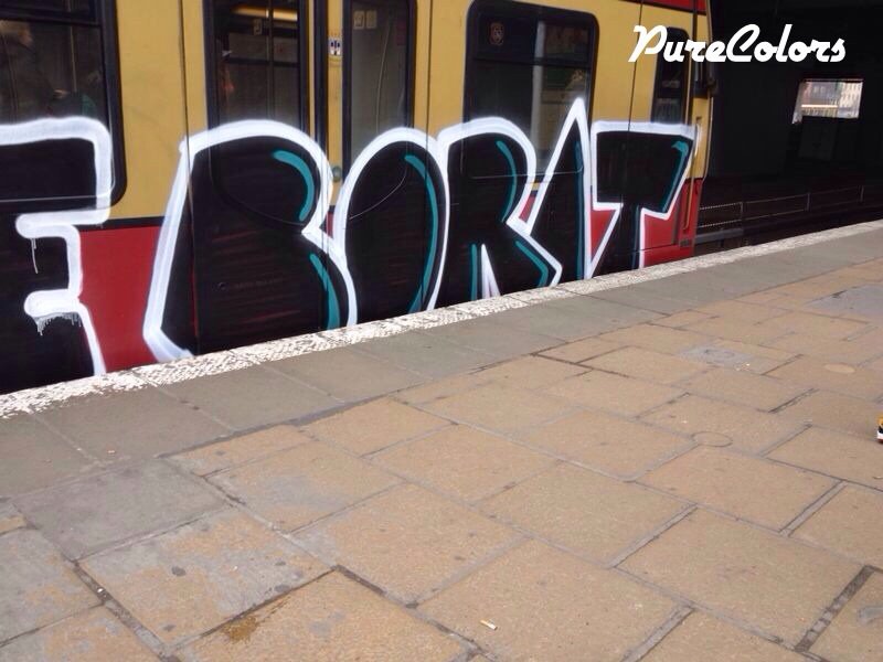 Graffiti Train - Photo by PureColors - Borat, purecolors, pure