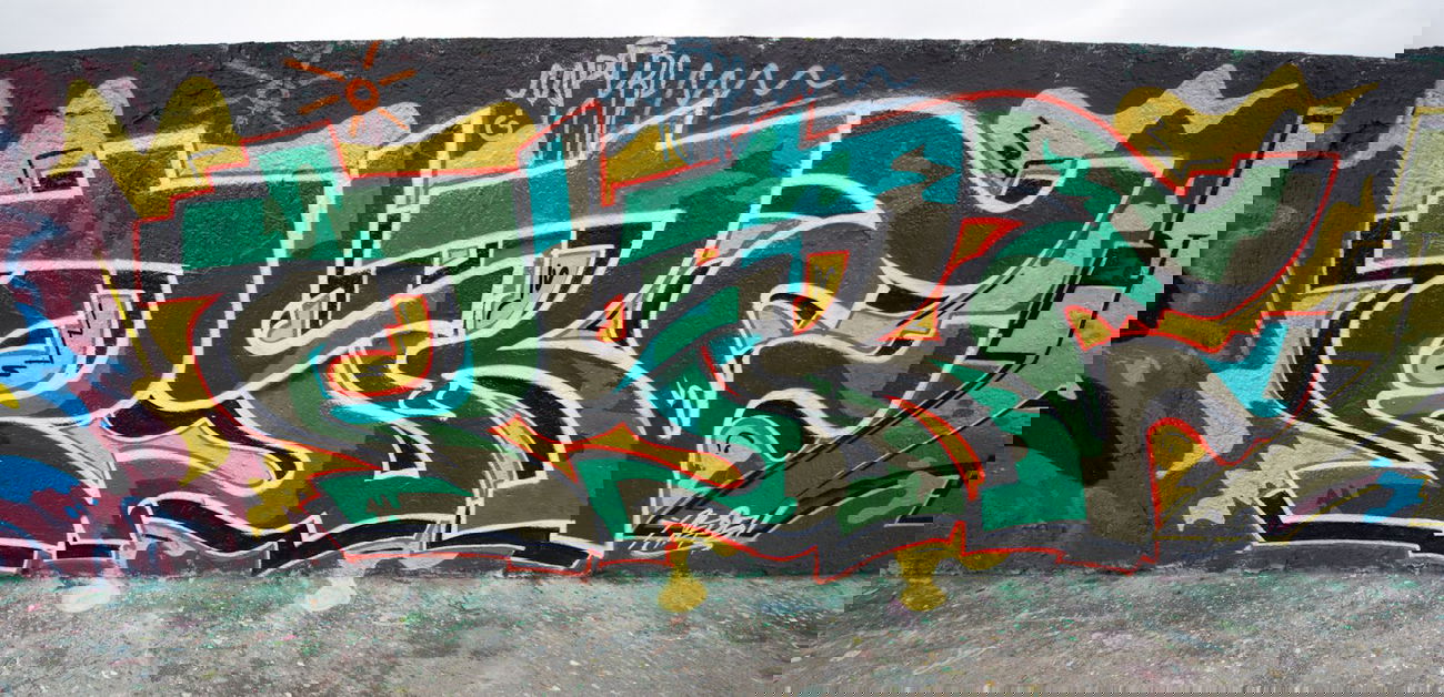 Graffiti Wall - Photo by Pyromyro - pyre, eryp (2014)