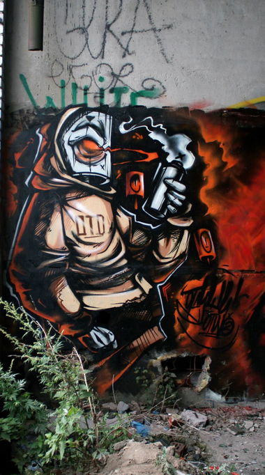 Graffiti Wall - Photo by Q2OTD - q2, otd (2012)