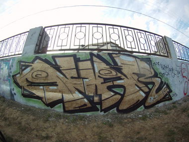 Graffiti Bombing in Moscow - Photo by Qr1 - Quar, Qr1, 107 (2013)