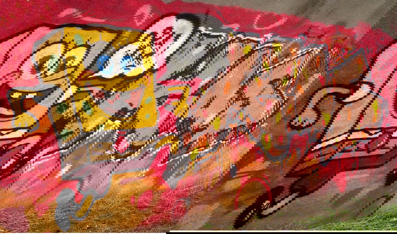 Graffiti Wall - Photo by QruzeOne - fr, frc, clas