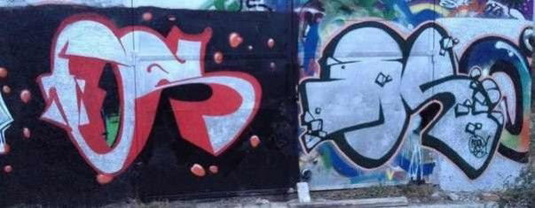 Graffiti Photo by Qs - qs, chrome, wall