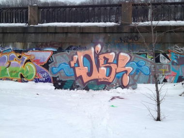 Graffiti Wall - Photo by Qs - street, qs, color (2012)