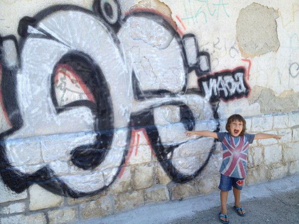 Graffiti Bombing - Photo by Qs - qs, 259, chrome