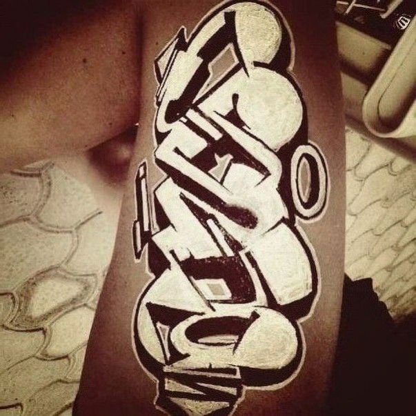 Graffiti Artwork - Photo by Qs - bodyart, qs, 259 (2013)