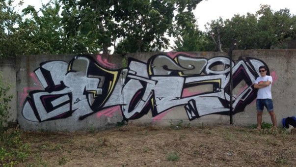 Graffiti Bombing in Kherson - Photo by Qs - qs, 259, chrome