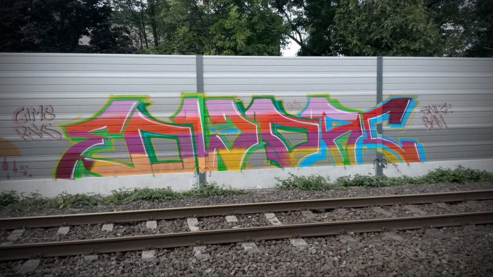 Graffiti Bombing in Dortmund - Photo by RAKS - Edw, Dac, Gims (2013)