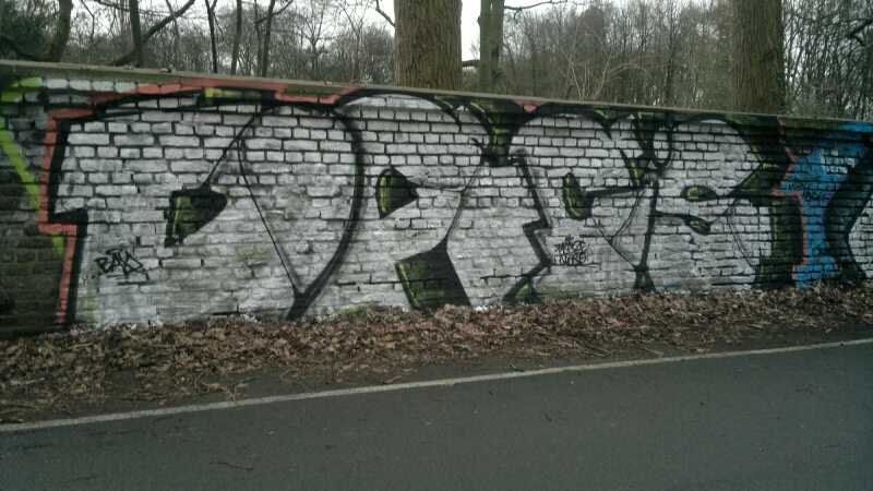 Graffiti Bombing in Dortmund - Photo by RAKS - DAC, Bay (2014)