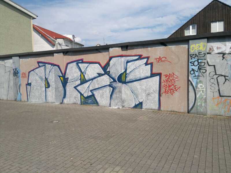 Graffiti Bombing in Dortmund - Photo by RAKS - DAC (2013)