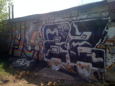 Graffiti Wall in Makiivka - Photo by RANZO - RANZONastya
