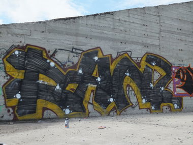 Graffiti Wall - Photo by RANZO - ranzo