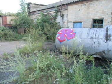 Graffiti Bombing - Photo by RANZO