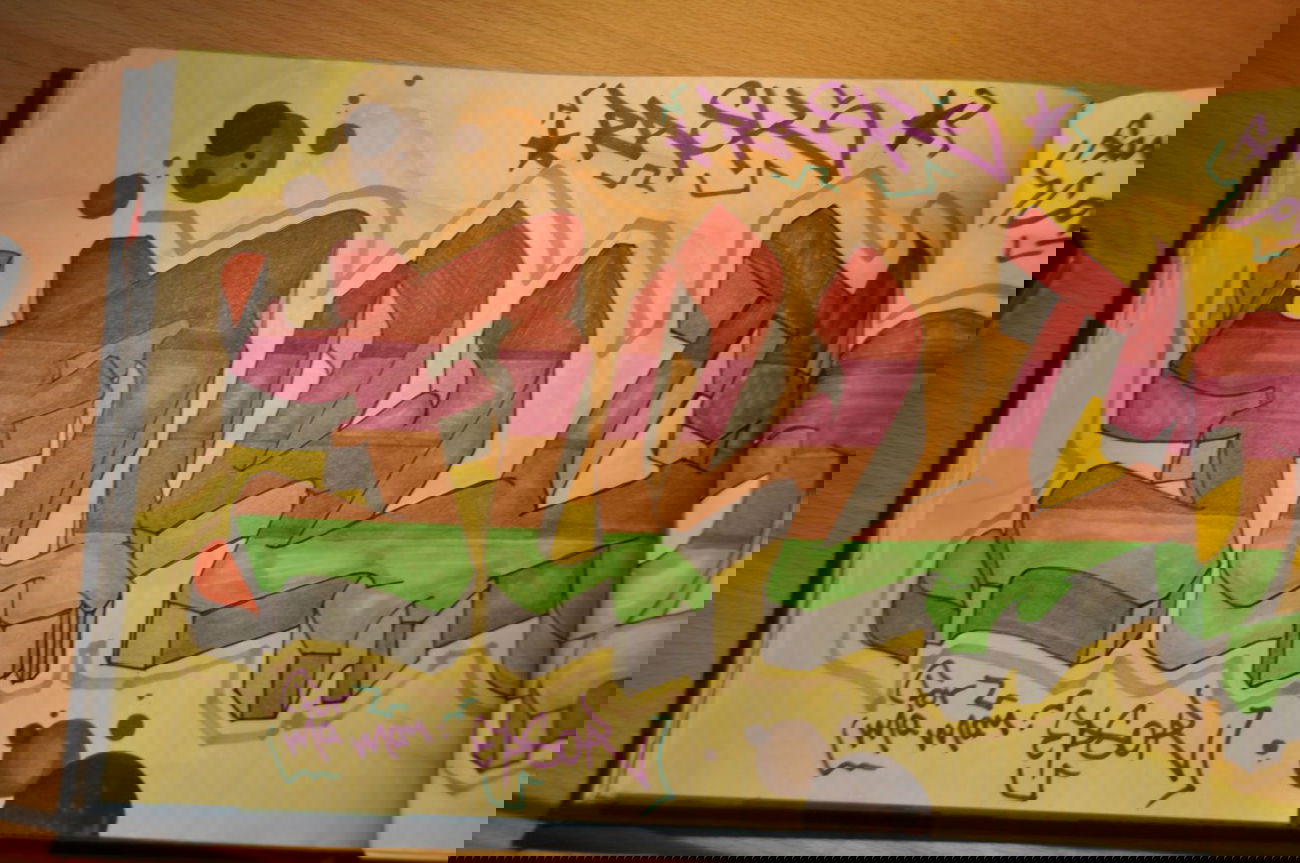 Graffiti Sketch in Köln - Photo by RASKfcc - full... (2013)