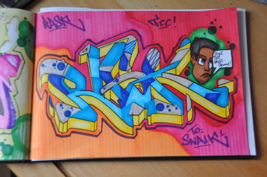 Graffiti Sketch in Köln - Photo by RASKfcc - RASK, full, color (2013)