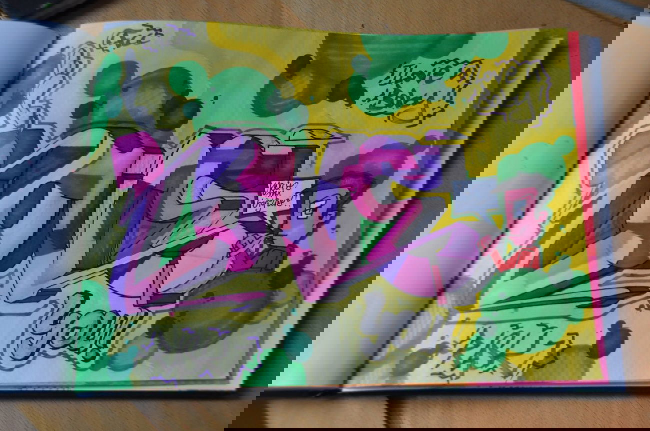 Graffiti Sketch - Photo by RASKfcc - RASK, to, my (2013)