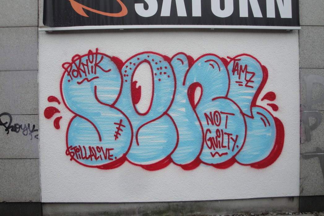 Graffiti Bombing in Köln - Photo by RATTENSOHN - SEN, SENIL, HACF