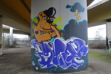 Graffiti Wall in Leverkusen - Photo by RATTENSOHN - DVICE, DHS, Hall