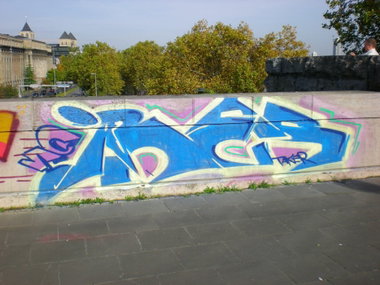 Graffiti Bombing in Köln - Photo by RATTENSOHN - IBES, NC, Street