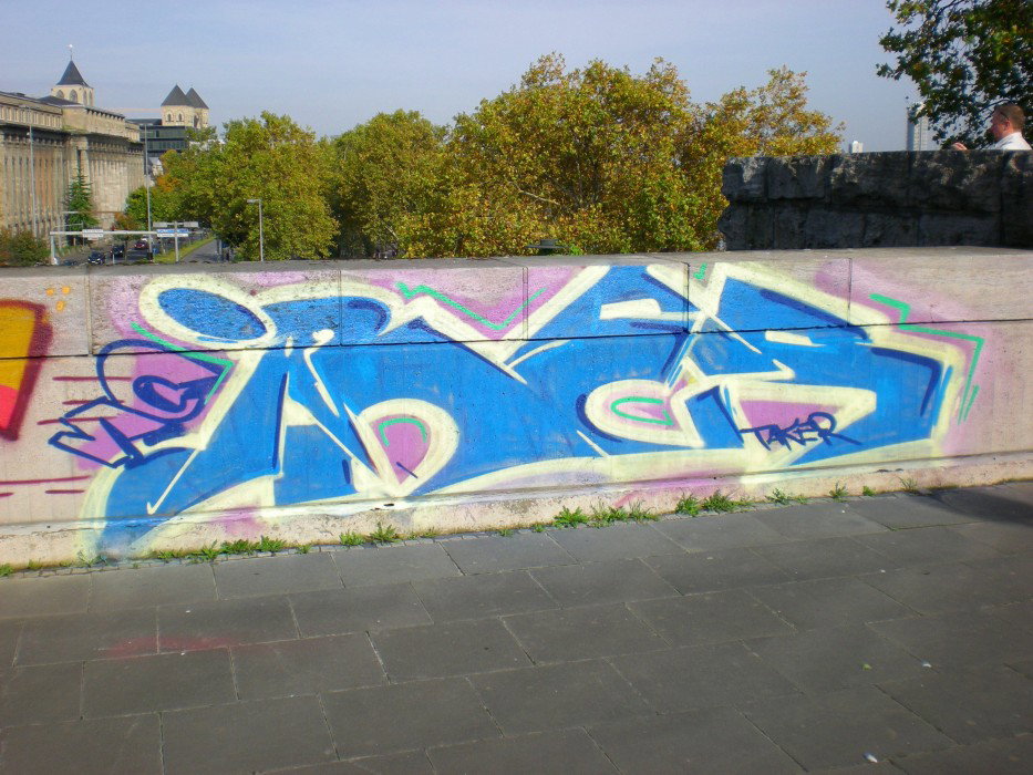 Graffiti Bombing in Köln - Photo by RATTENSOHN - IBES, NC, Street
