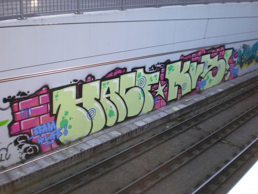 Graffiti Bombing in Köln - Photo by RATTENSOHN - HACF, KVS, Train (2012)