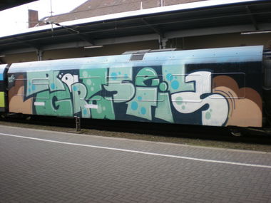 Graffiti Train in Osnabrück - Photo by RATTENSOHN - RÄTSEL, GRATIS, Train (2012)