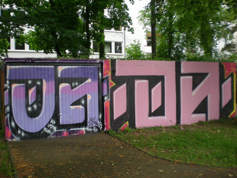 Graffiti Bombing in Bonn - Photo by RATTENSOHN - OH, OH, Crew (2012)