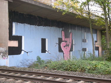 Graffiti Bombing in Bonn - Photo by RATTENSOHN - OH, OH, Crew (2011)