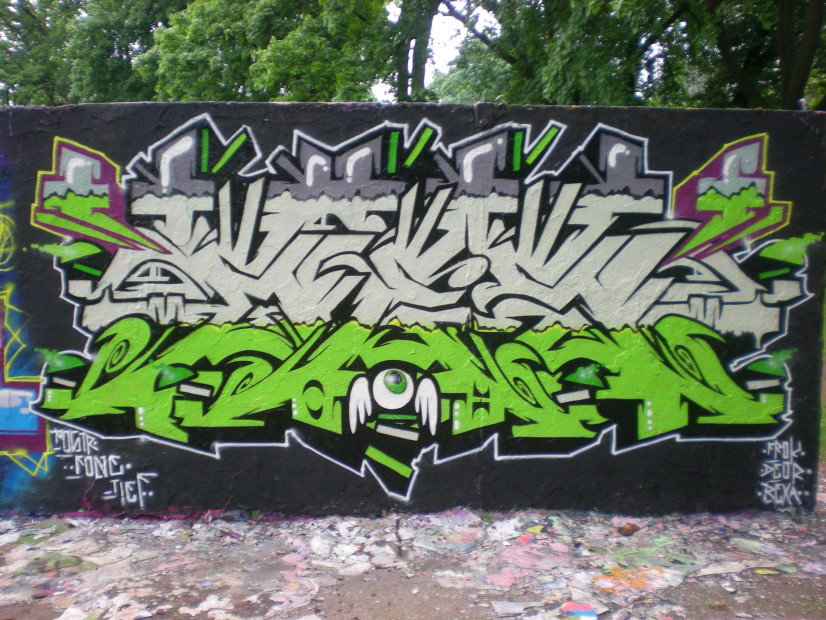 Graffiti Wall in Bonn - Photo by RATTENSOHN - GES, OH, Oh (2012)