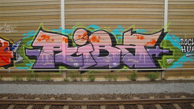 Graffiti Bombing - Photo by RATTENSOHN - RIBA, CVS, Cologne (2012)