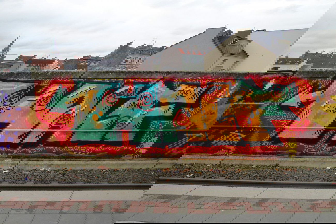 Graffiti Bombing - Photo by RATTENSOHN - HACF, Train, Line (2013)