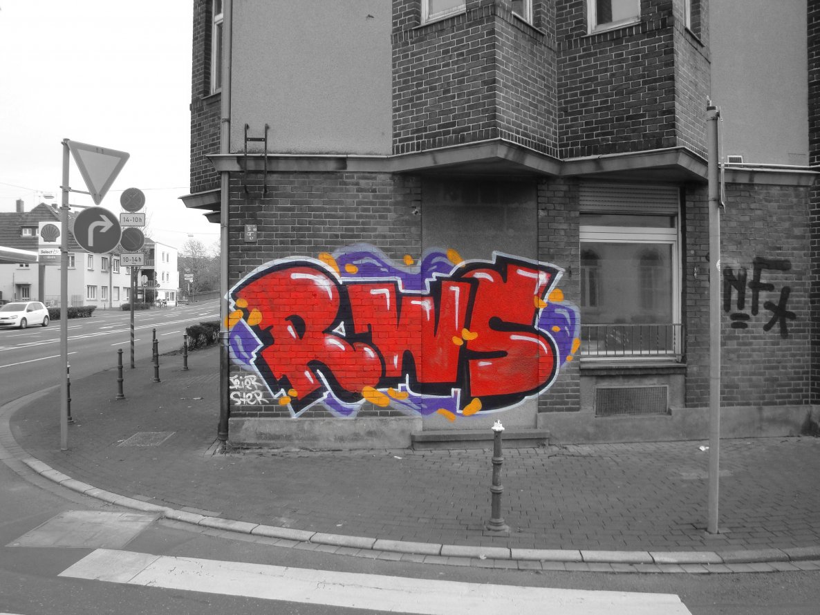 Graffiti Bombing - Photo by RATTENSOHN - RWS, Bonn (2013)