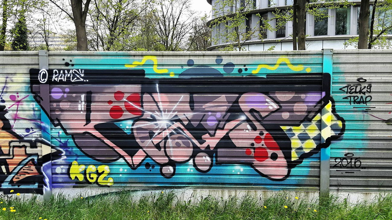 Graffiti Bombing - Photo by RATTENSOHN - rams, kgz, hamburg