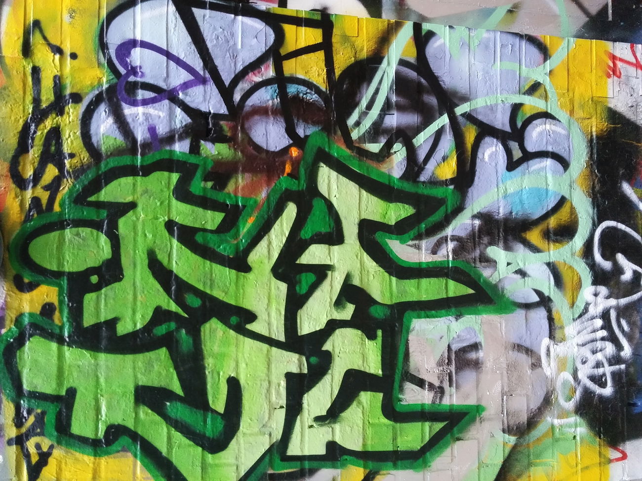 Graffiti Wall - Photo by REAKSTYLEZ34 - GIFT, HK, DPL (2017)