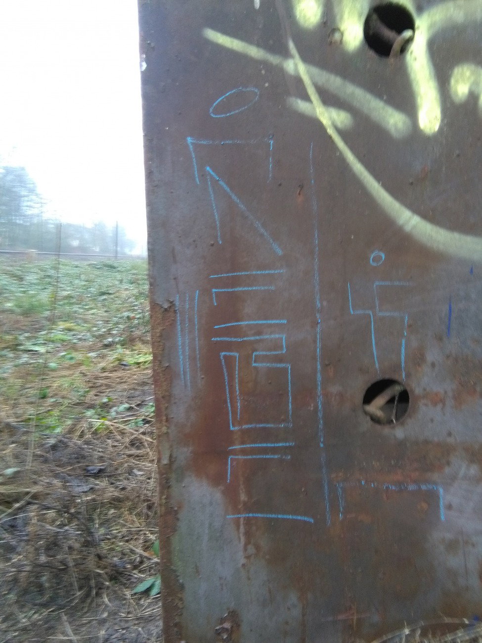 Graffiti Wall - Photo by REBEL49 - REBEL, 49