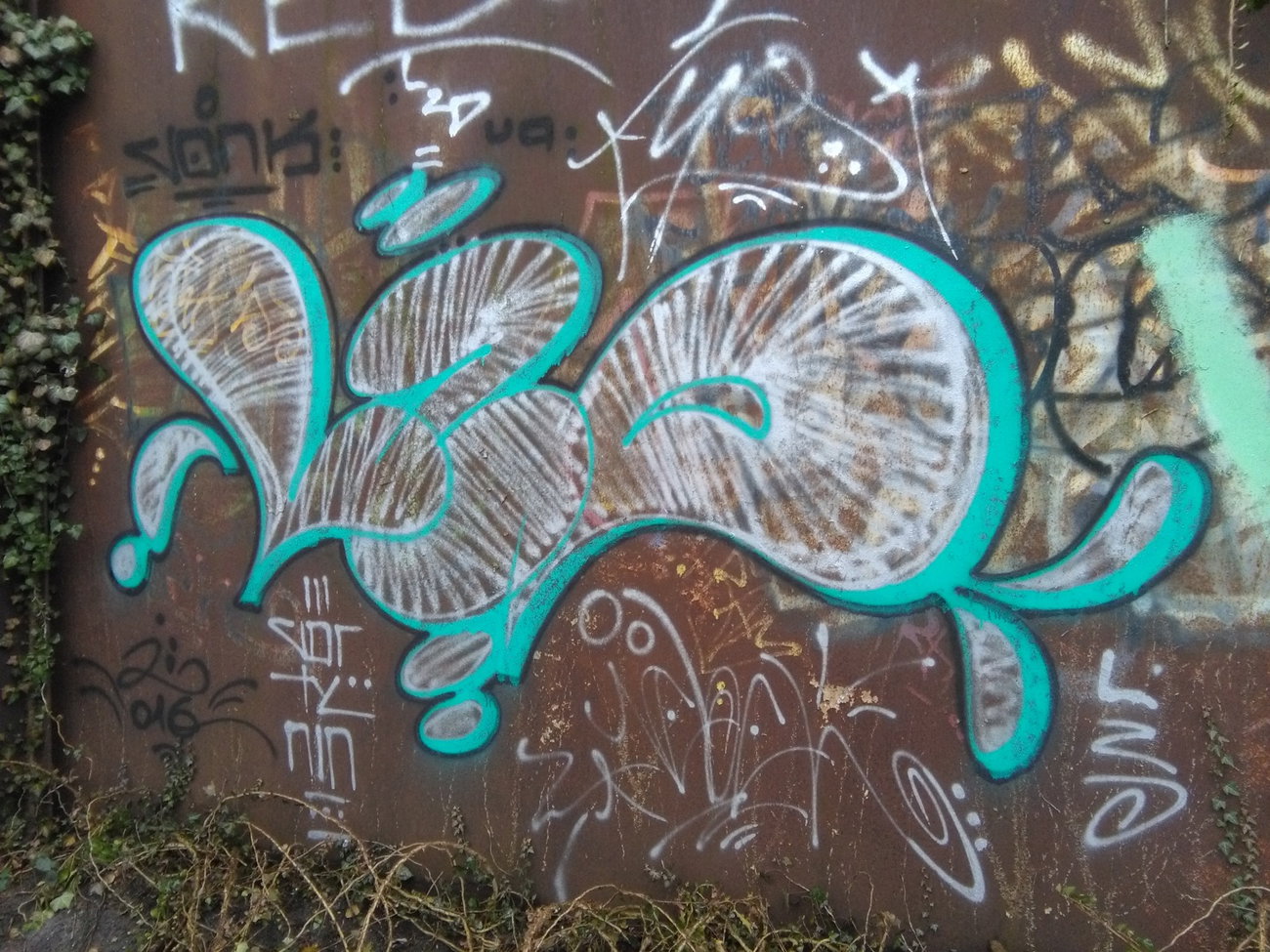 Graffiti Wall - Photo by REBEL49 - LZD, Quickie, 2.0