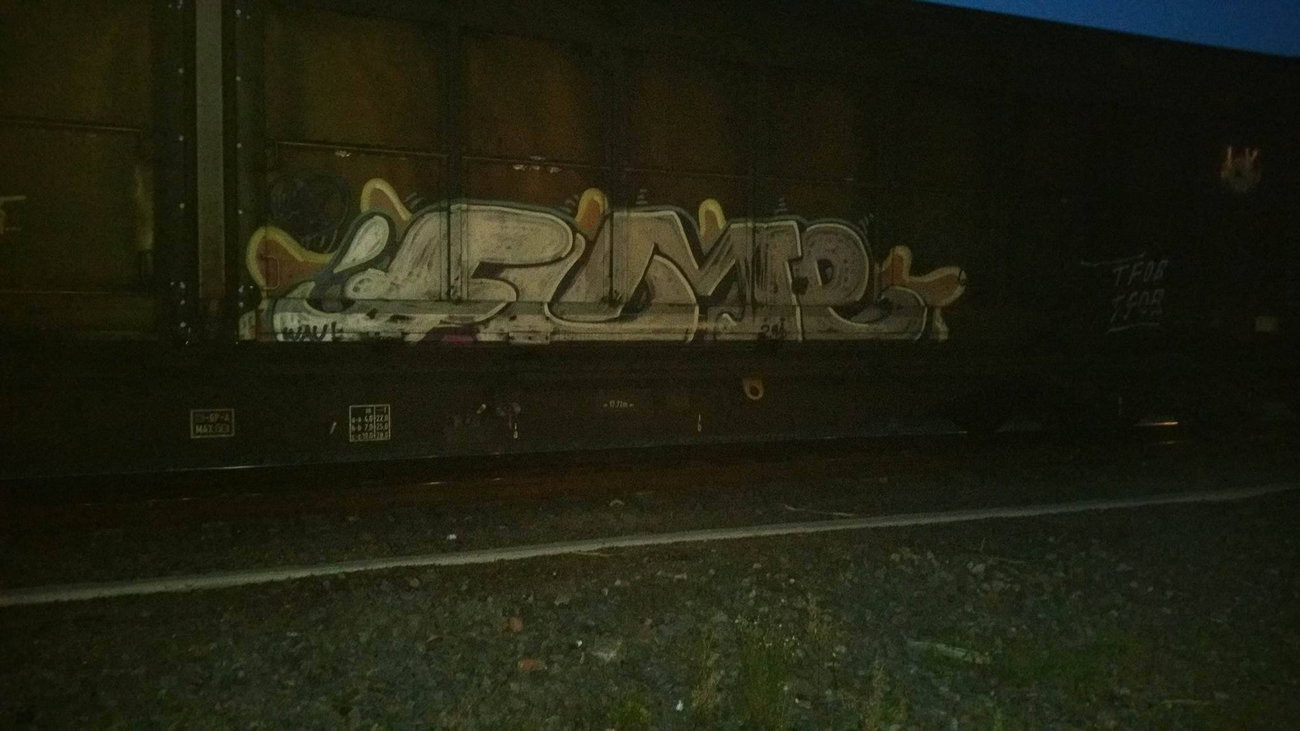 Graffiti Wall - Photo by REBEL49 - FUME