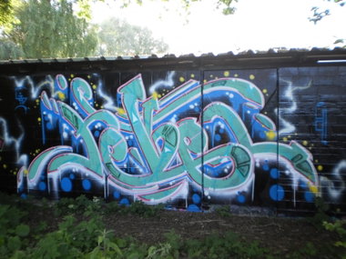 Graffiti Wall - Photo by REBEL49 - REBEL, LZDEE