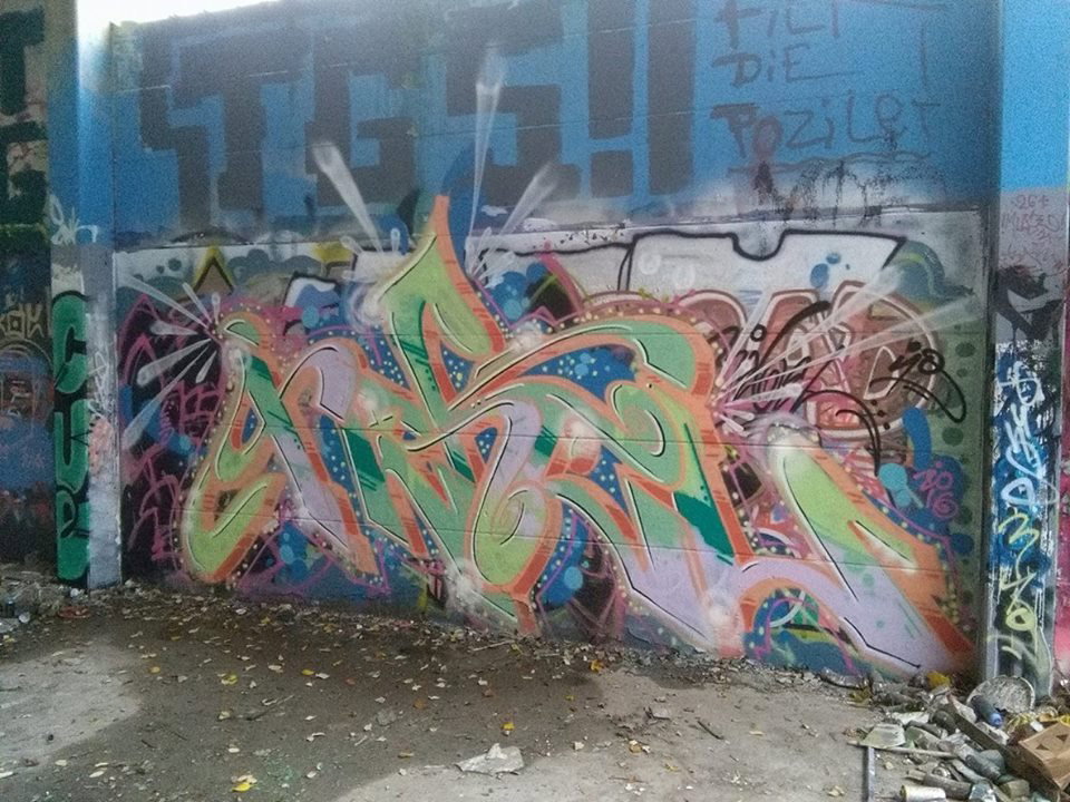 Graffiti Wall - Photo by REBEL49 - R49, LZD, OLDB