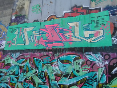 Graffiti Wall - Photo by REBEL49 - REBEL, 49, Lzd