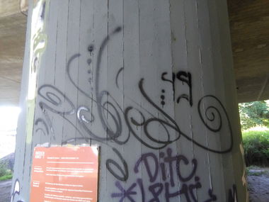 Graffiti Wall - Photo by REBEL49 - Rebel, 49, lzd