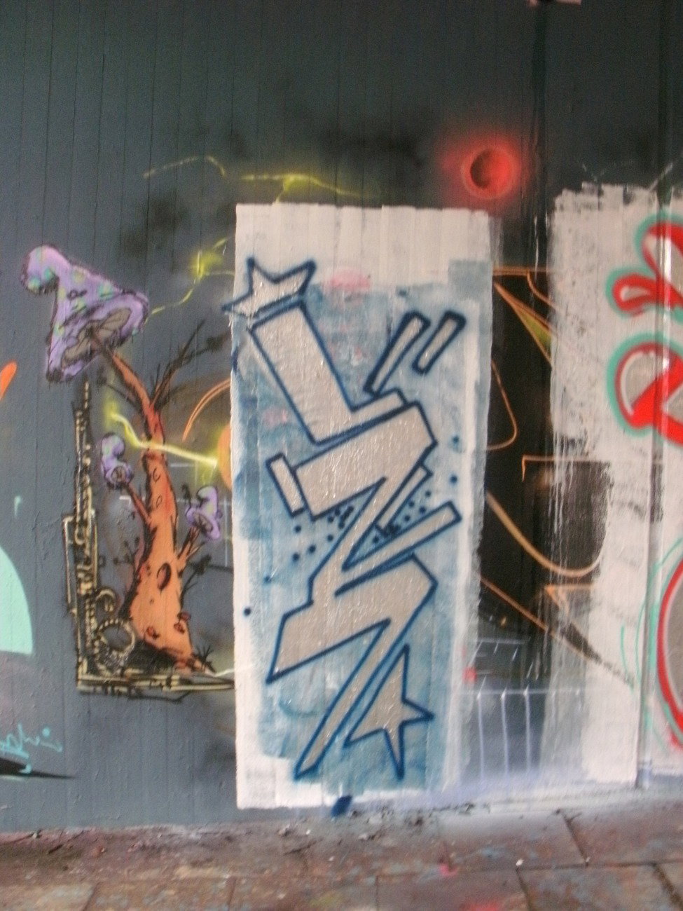 Graffiti Wall - Photo by REBEL49 - LZDUDES, WUNSTORF