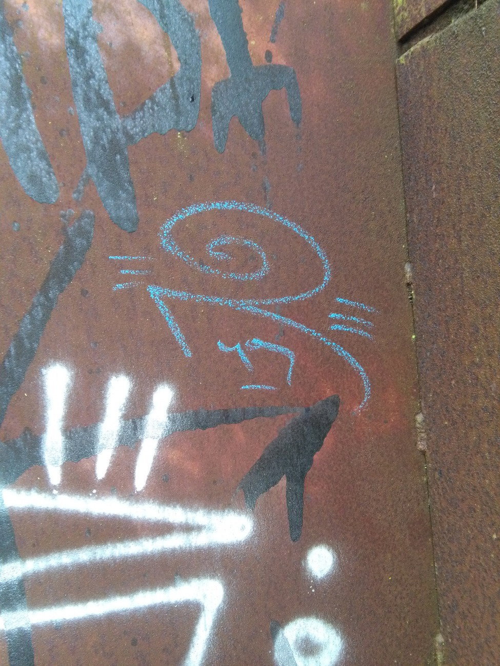 Graffiti Wall - Photo by REBEL49 - R, 49