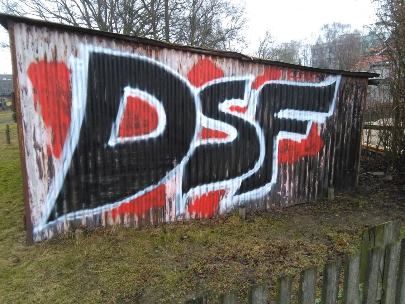 Graffiti Wall - Photo by REBEL49 - LZD, Quickie, 2.0