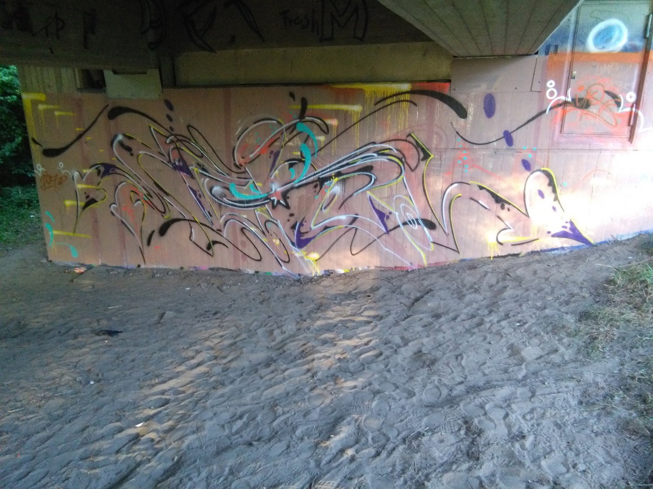 Graffiti Wall - Photo by REBEL49 - Rebel, 49, lzd