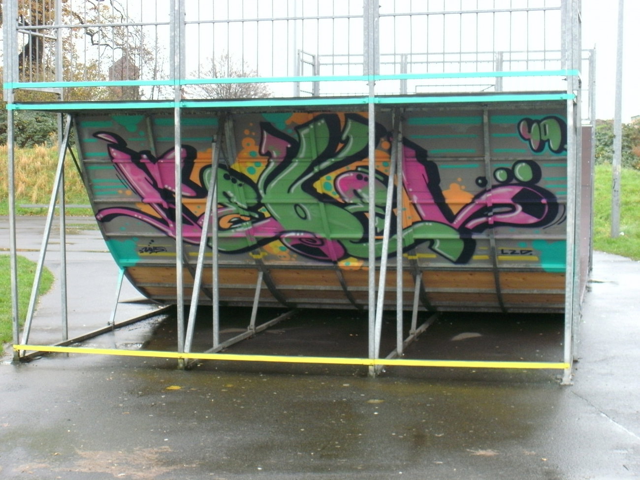 Graffiti Wall - Photo by REBEL49 - rebel, 49, Lzd
