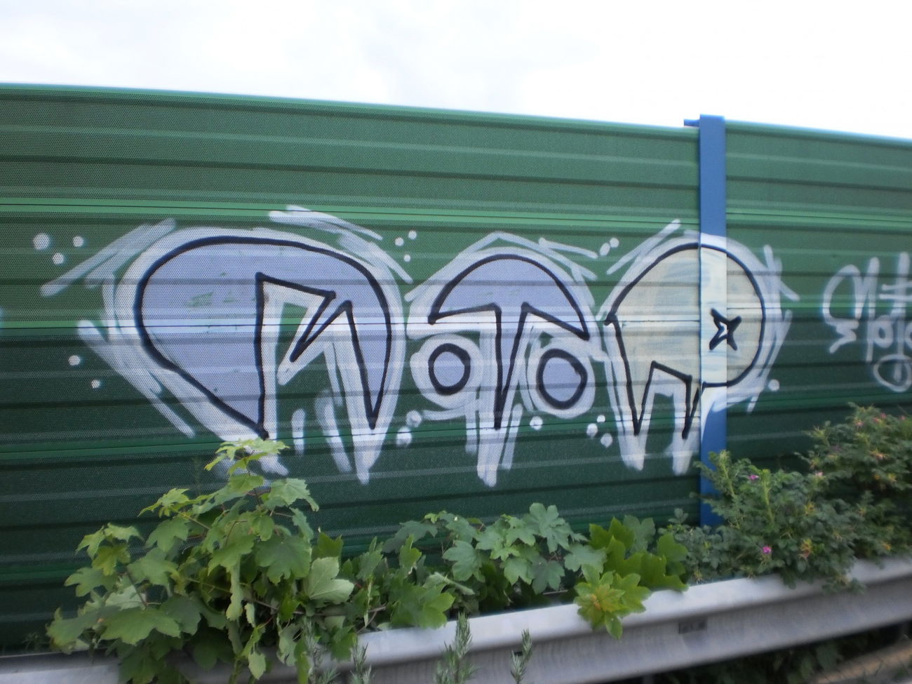 Graffiti Bombing - Photo by REBEL49 - MOTOR