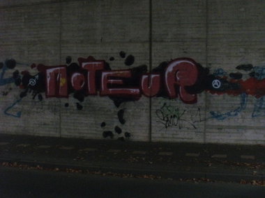 Graffiti Wall - Photo by REBEL49 - MOTEUR