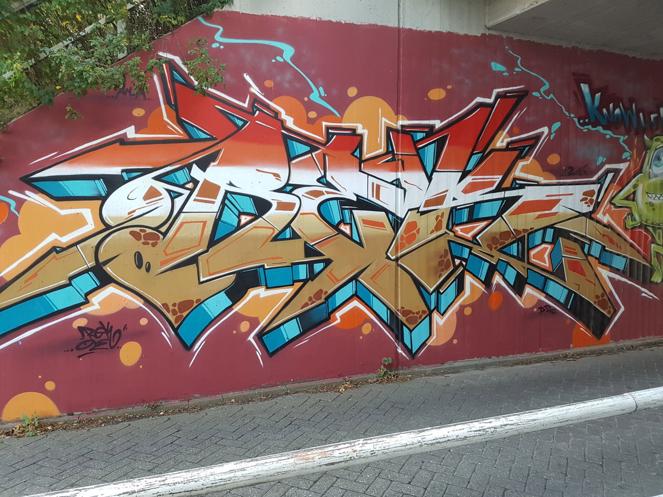 Graffiti Wall - Photo by REK - Rek, Rekone, monsteruni